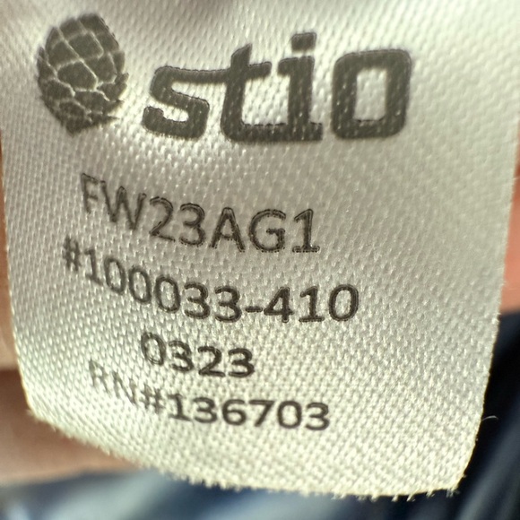 STIO East Butte Hooded Puffer Jacket Cropped Gorpcore Blue Insulated Oversized M - Picture 7 of 7